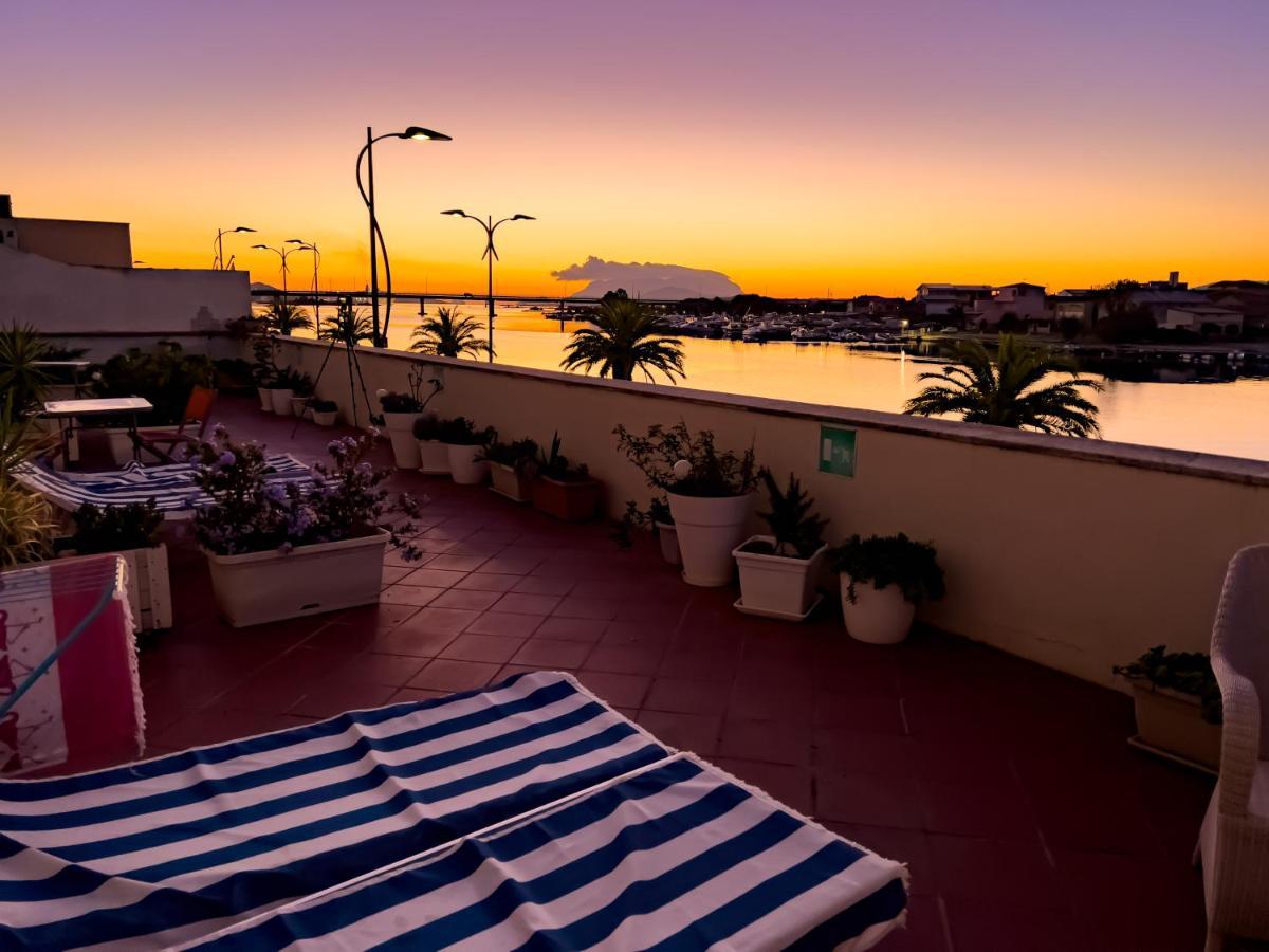 אולביה La Terrazza Guesthouse מראה חיצוני תמונה