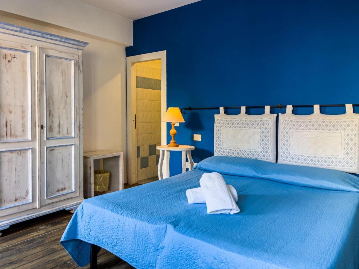 אולביה La Terrazza Guesthouse מראה חיצוני תמונה